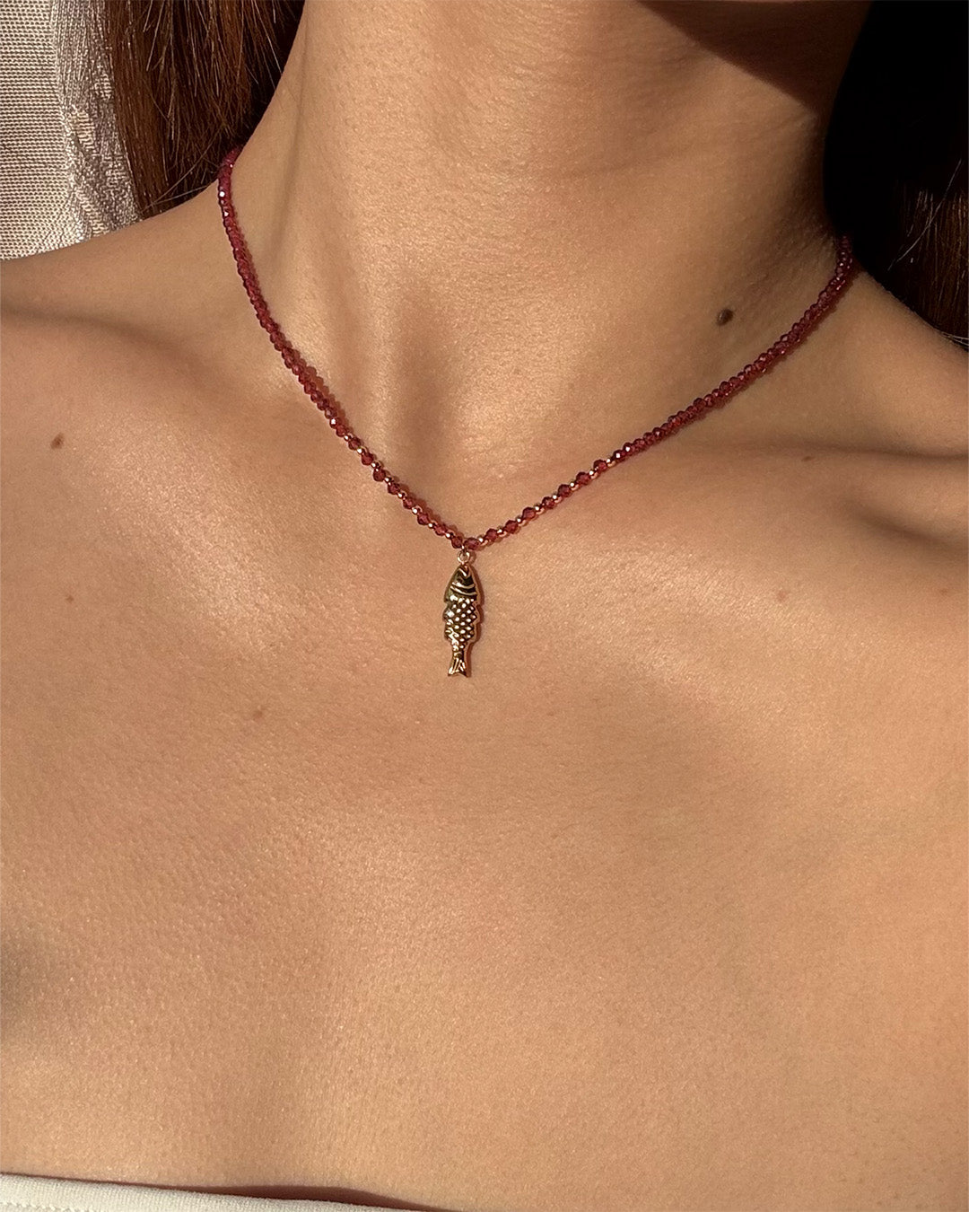 手作飾品品牌 Silhouette Spark 石榴石幸運魚項鍊 Kini 項鍊 Kini garnet gemstone necklace