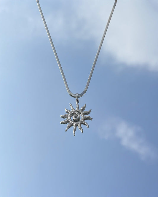 SURRA necklace (2 colors)