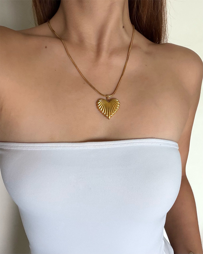手作飾品品牌 Silhouette Spark 愛心吊墜項鍊 AMI 項鍊 AMI necklace
