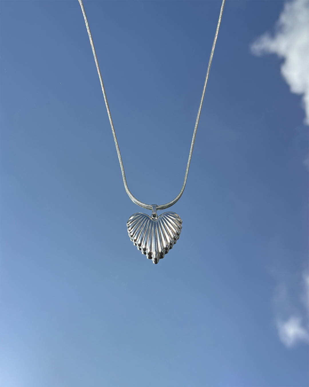 手作飾品品牌 Silhouette Spark 愛心吊墜項鍊 AMI 項鍊 AMI necklace