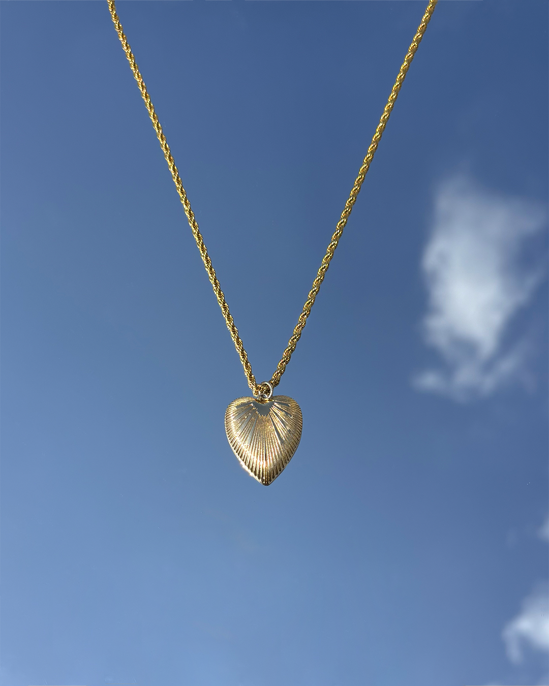 手作飾品品牌 Silhouette Spark 愛心吊墜項鍊 Bella 項鍊 Bella necklace