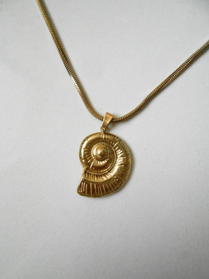 HALI necklace