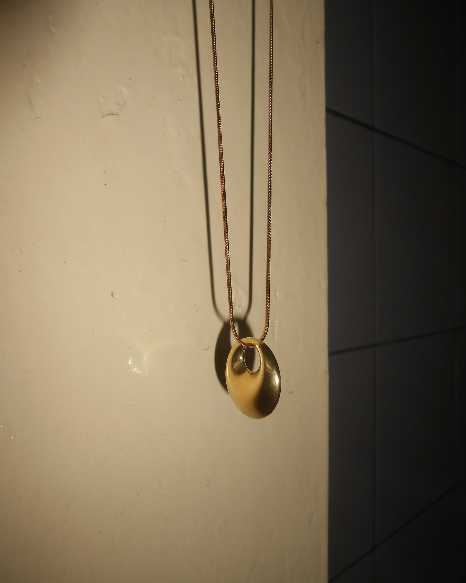 手作飾品品牌 Silhouette Spark 可碰水吊墜項鍊 Murphy Necklace