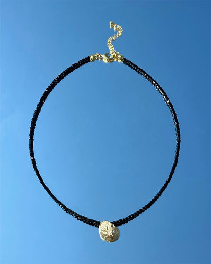 手作飾品品牌 Silhouette Spark 貝殼天然水晶項鍊 黑尖晶項鍊 Maryn Necklace