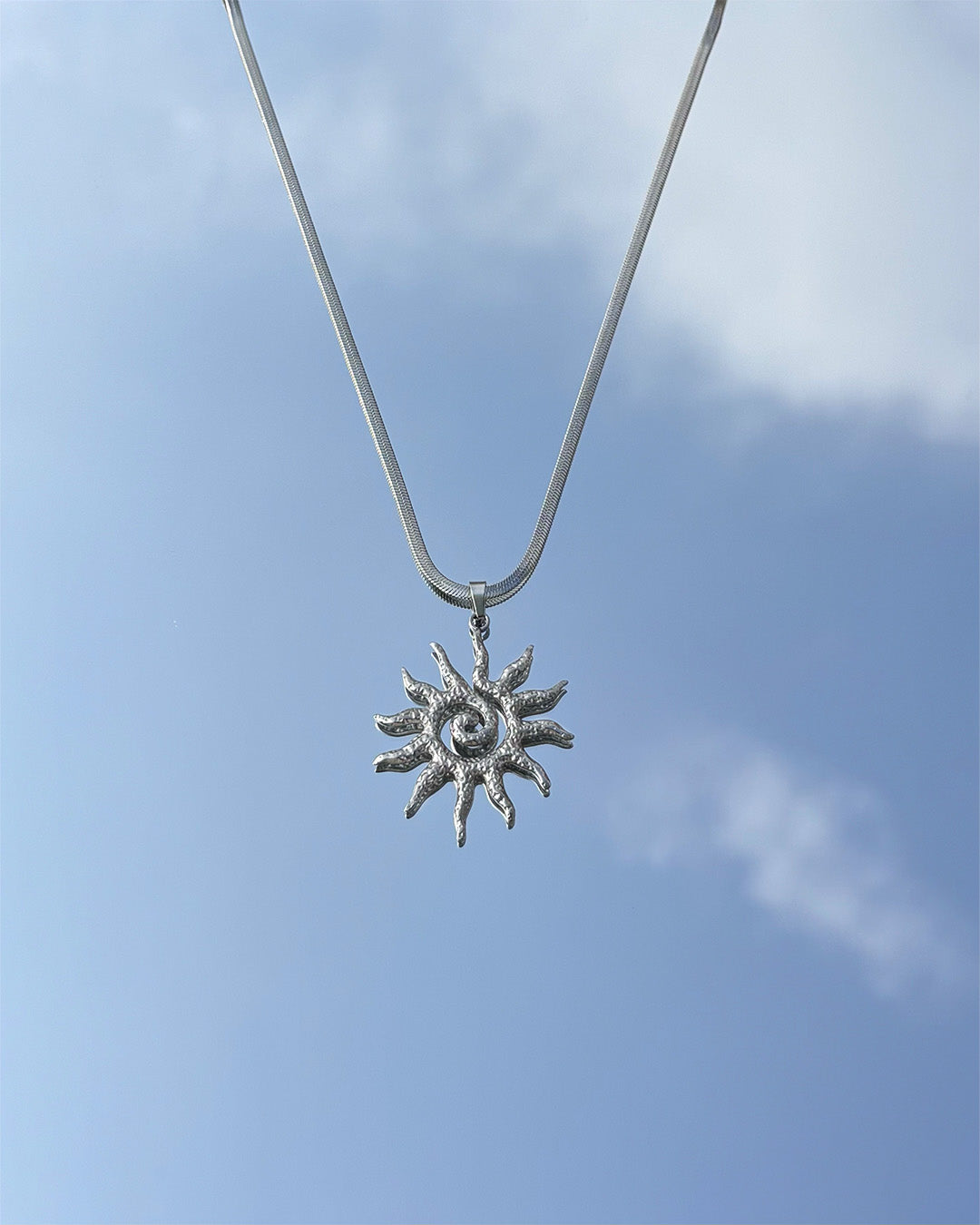 SURRA necklace (2 colors)